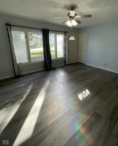 624 Sweetbriar Avenue Whiteland IN 46184