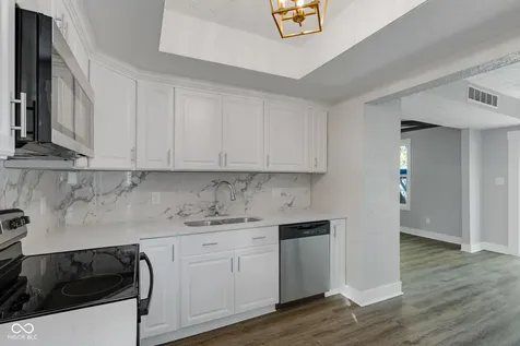 2509 S New Jersey Street Indianapolis IN 46225