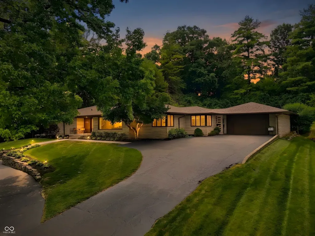 6976 Washington Boulevard Indianapolis IN 46220