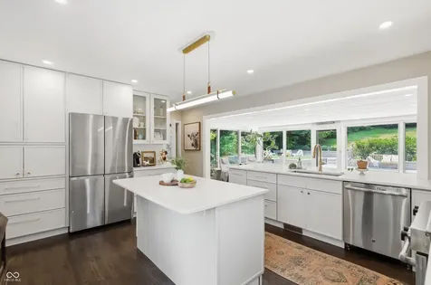 6976 Washington Boulevard Indianapolis IN 46220
