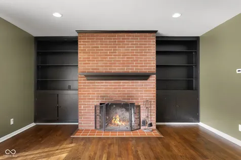 8421 W Old Nashville Road Columbus IN 47201