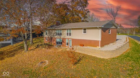 8421 W Old Nashville Road Columbus IN 47201