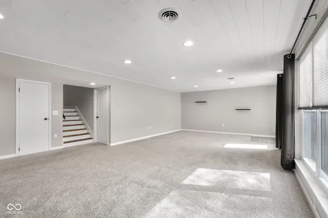 8421 W Old Nashville Road Columbus IN 47201