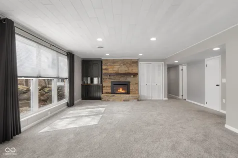 8421 W Old Nashville Road Columbus IN 47201