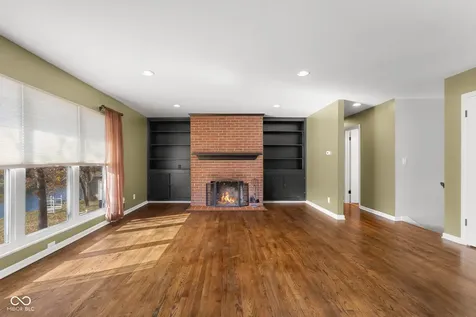 8421 W Old Nashville Road Columbus IN 47201