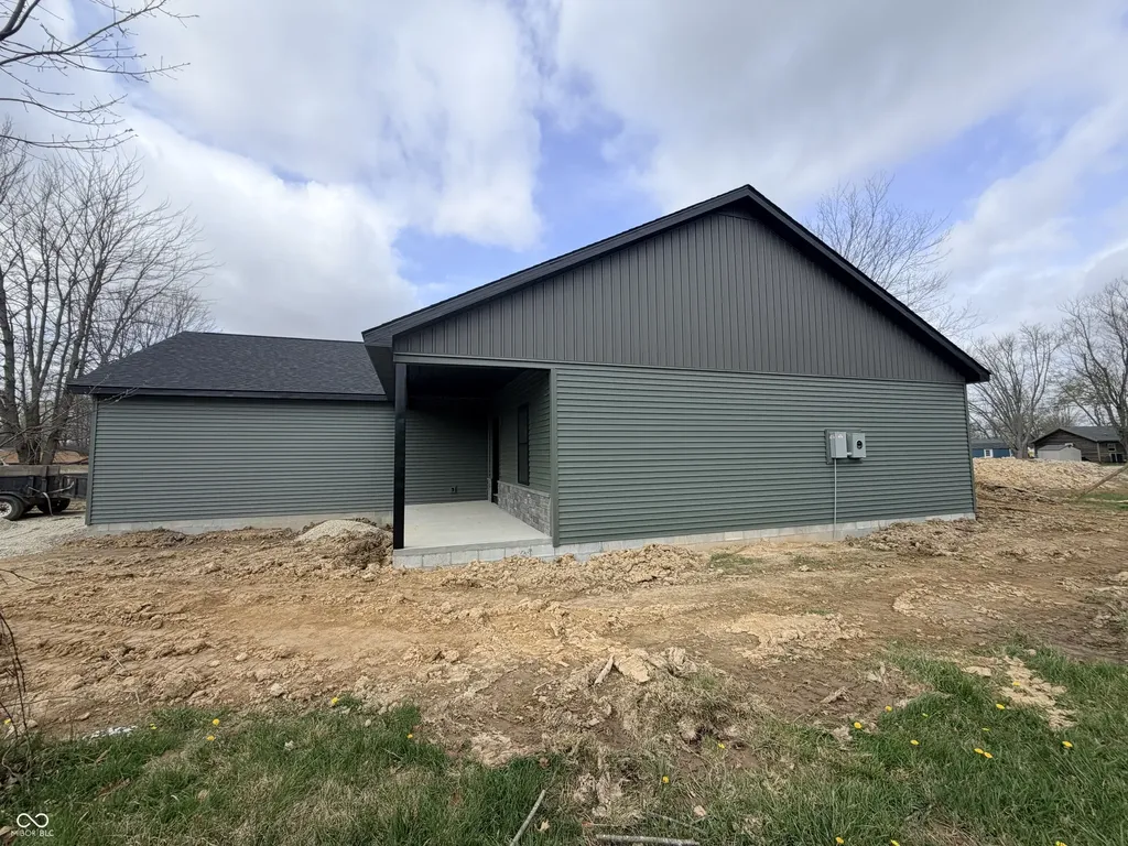 381 W Itawamba Trail Greensburg IN 47240