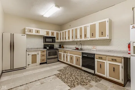2034 Dubois Road Spencer IN 47460
