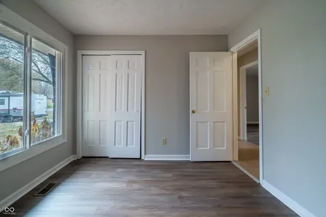 125 N Windmill Trail Greenwood IN 46142