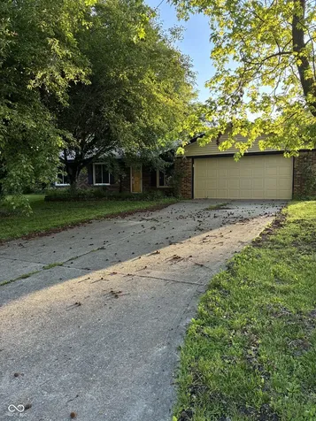 125 N Windmill Trail Greenwood IN 46142