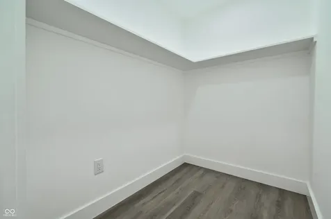 4213 Kingsley Drive Indianapolis IN 46205