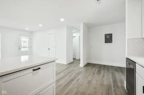 4213 Kingsley Drive Indianapolis IN 46205