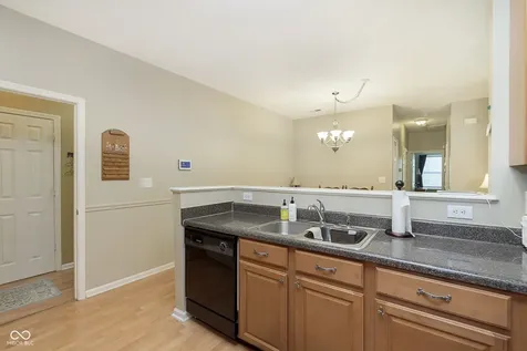 5225 Dunewood Way Avon IN 46123