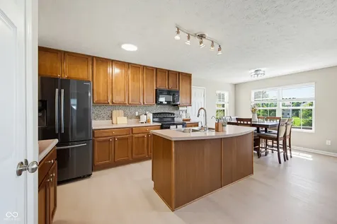 8569 Coppel Lane Indianapolis IN 46259