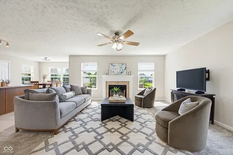 8569 Coppel Lane Indianapolis IN 46259