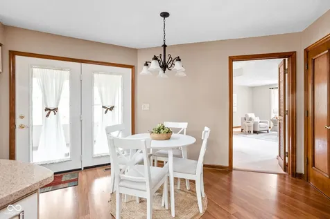 947 Tamarack Circle North Drive Indianapolis IN 46260
