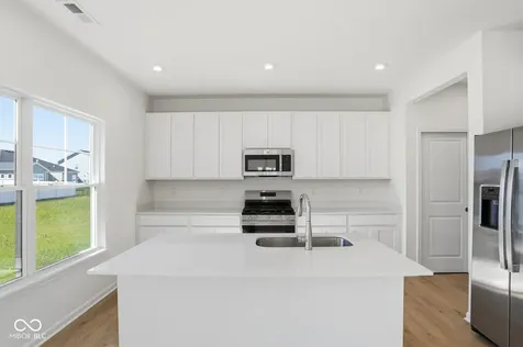 7081 Jackson Drive Cumberland IN 46229