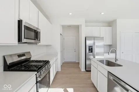 7081 Jackson Drive Cumberland IN 46229