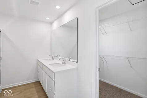 7081 Jackson Drive Cumberland IN 46229