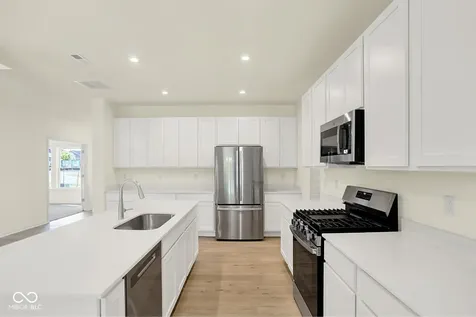 7072 Jackson Drive Cumberland IN 46229