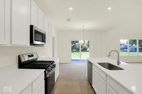 7072 Jackson Drive Cumberland IN 46229