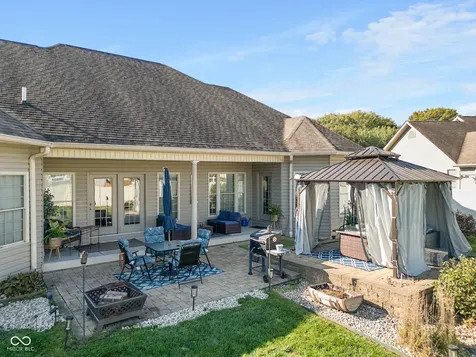 2812 Sunflower Court Columbus IN 47201