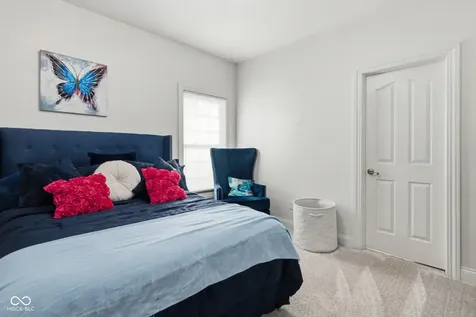 2812 Sunflower Court Columbus IN 47201