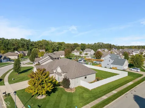 2812 Sunflower Court Columbus IN 47201