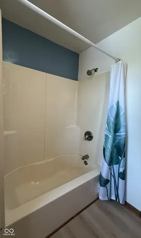 6095 W 1900 N Elwood IN 46036