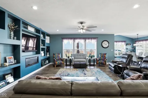 11648 Flynn Place Noblesville IN 46060