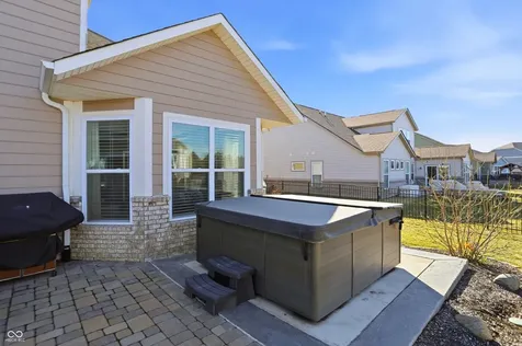 11648 Flynn Place Noblesville IN 46060