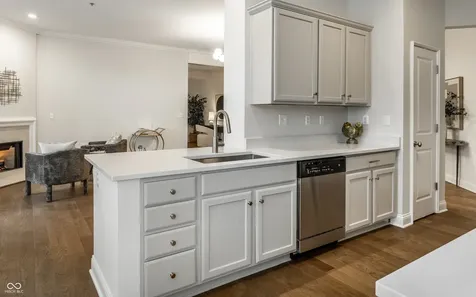 450 E Ohio Street Indianapolis IN 46204
