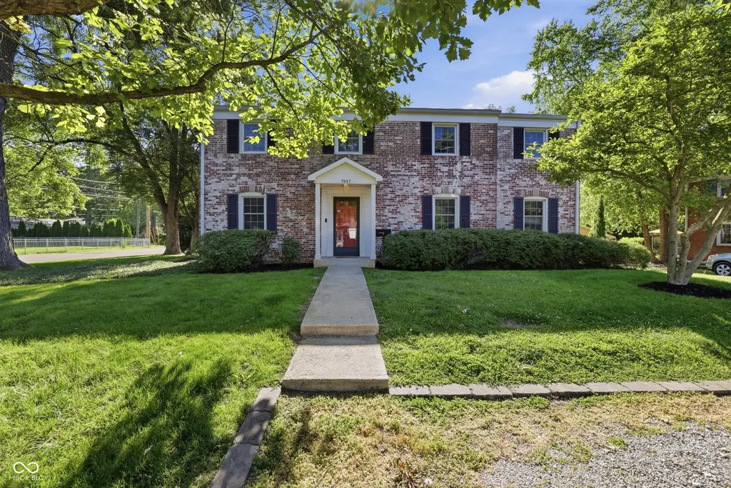 7035 N College Avenue Indianapolis IN 46220