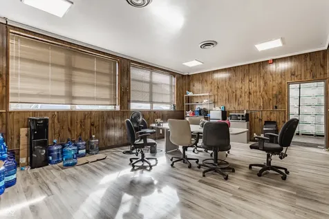 1825 W 18th Street Anderson IN 46016