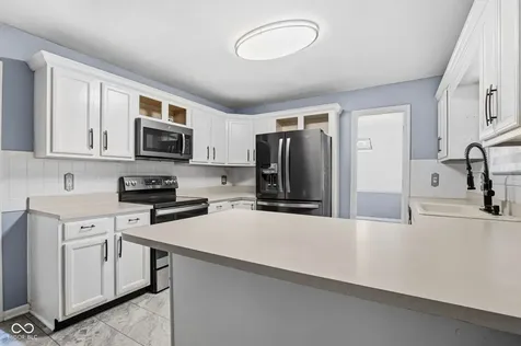 4404 Devon Lake Road Indianapolis IN 46226