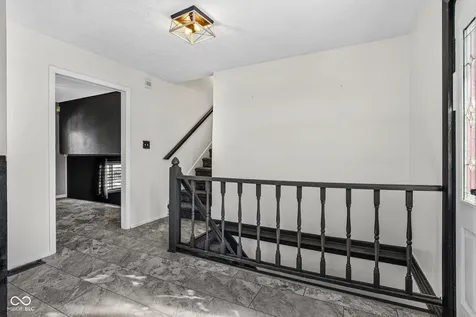 4404 Devon Lake Road Indianapolis IN 46226