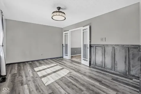 4404 Devon Lake Road Indianapolis IN 46226
