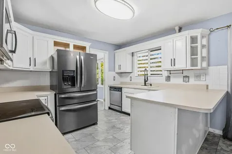 4404 Devon Lake Road Indianapolis IN 46226