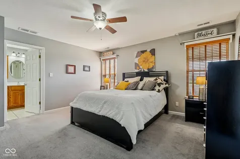 933 Amesbury Court Indianapolis IN 46217