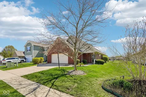 933 Amesbury Court Indianapolis IN 46217
