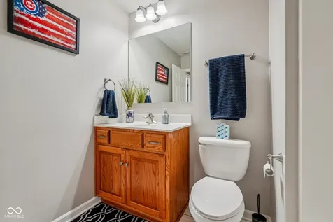933 Amesbury Court Indianapolis IN 46217