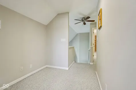 933 Amesbury Court Indianapolis IN 46217