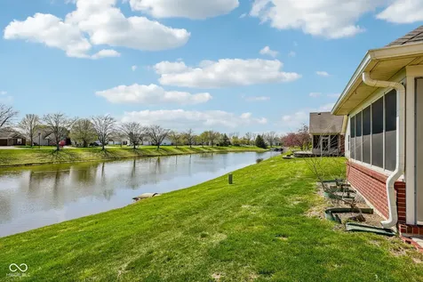 933 Amesbury Court Indianapolis IN 46217