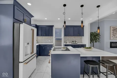 115 Charlotte Place Indianapolis IN 46202