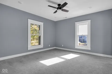 115 Charlotte Place Indianapolis IN 46202