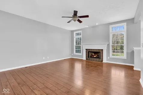 1394 Longleaf Street Avon IN 46123