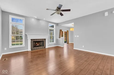 1394 Longleaf Street Avon IN 46123