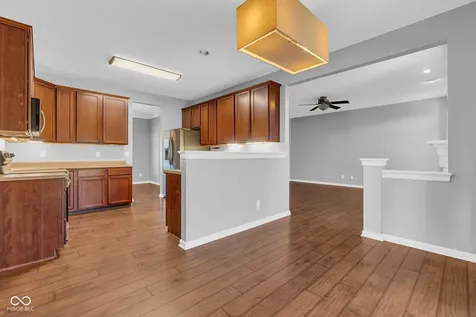 1394 Longleaf Street Avon IN 46123