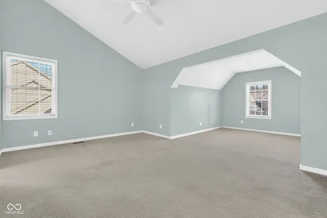 1394 Longleaf Street Avon IN 46123