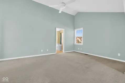 1394 Longleaf Street Avon IN 46123