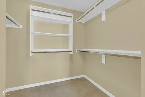 1394 Longleaf Street Avon IN 46123